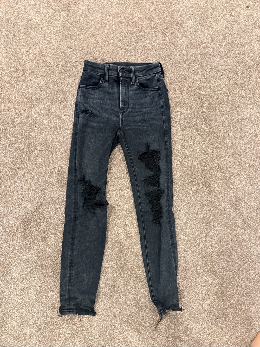 American Eagle Black Distressed High-Rise Skinny Jeans Size 00 short